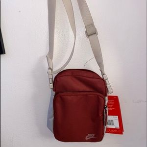 Nike shoulder bag